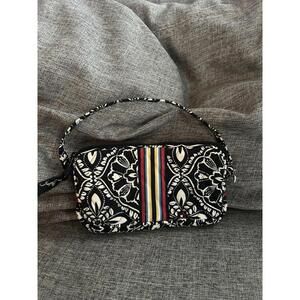 Vera Bradley Carry It All Wallet Wristlet In Barcelona Adjustable Quilted